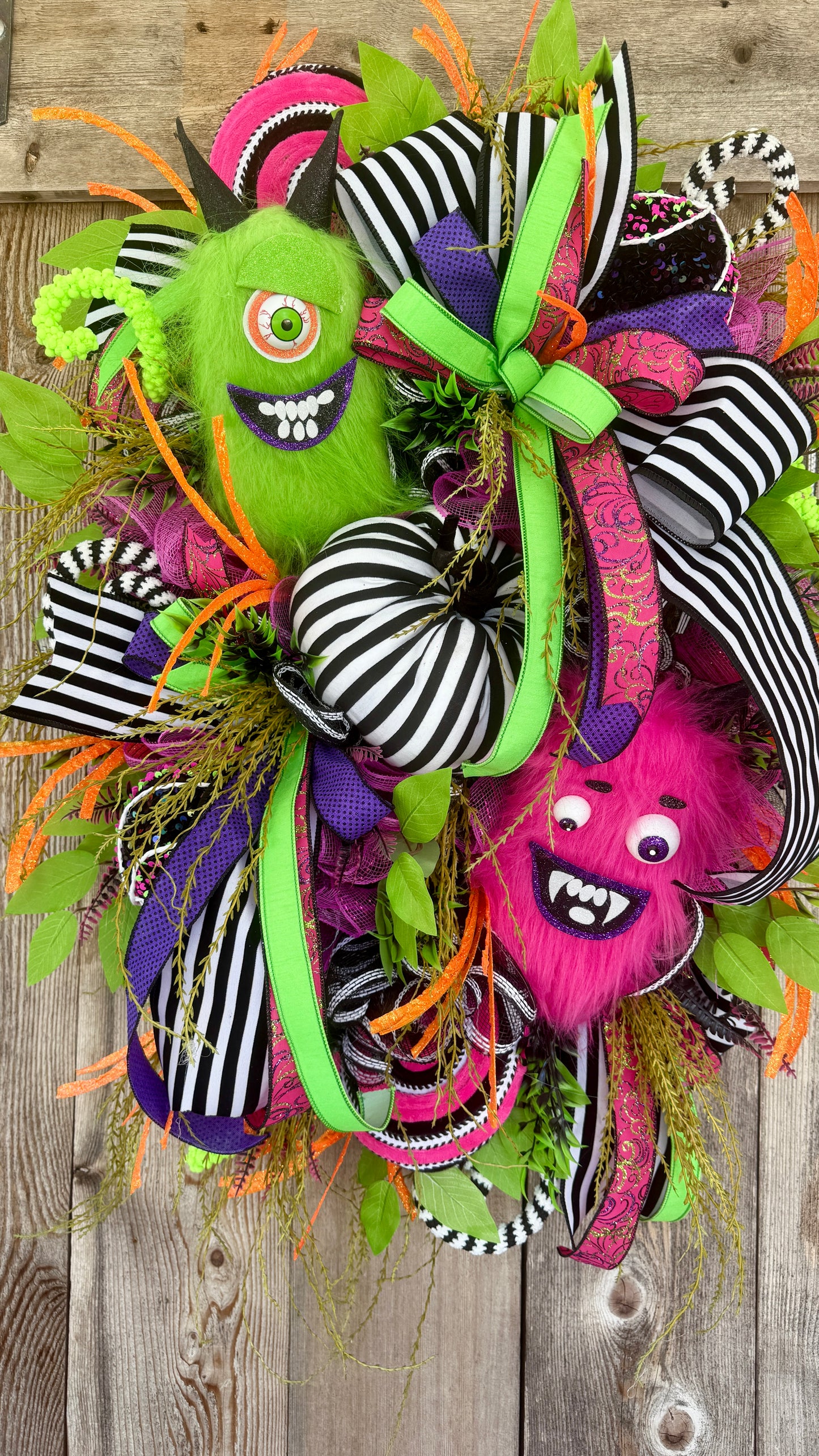Monster Halloween deco mesh wreath
