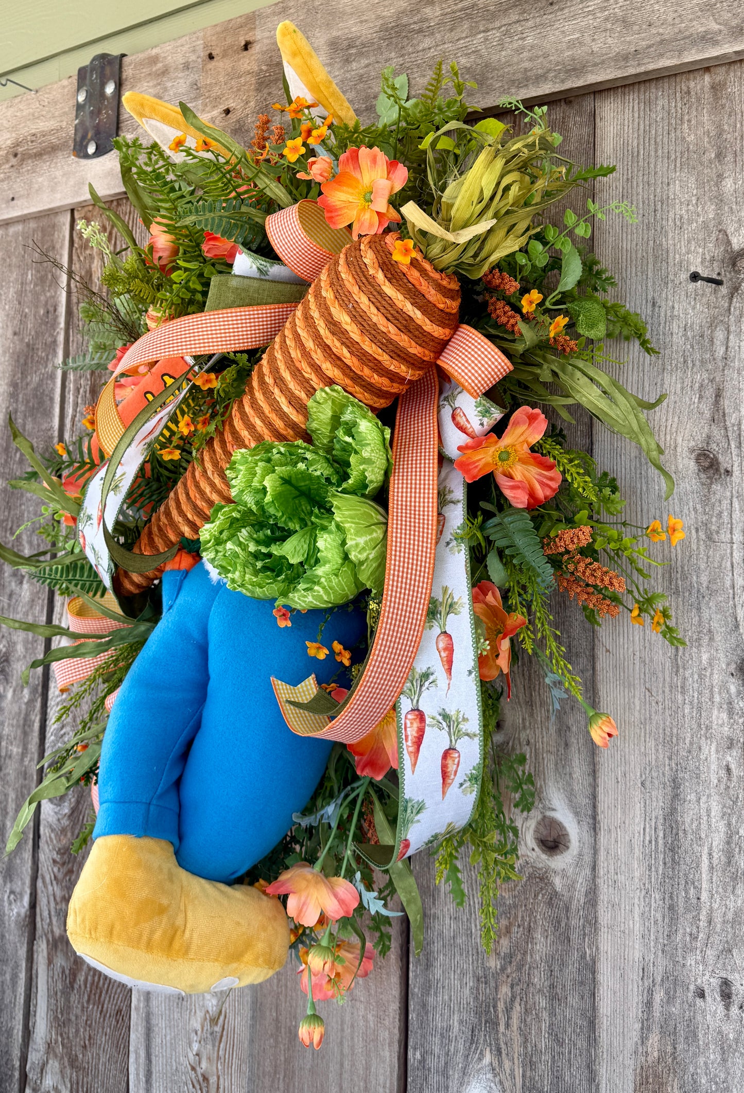 • Whimsical Bunny Butt Grapevine Wreath – Spring & Easter Front Door Decor