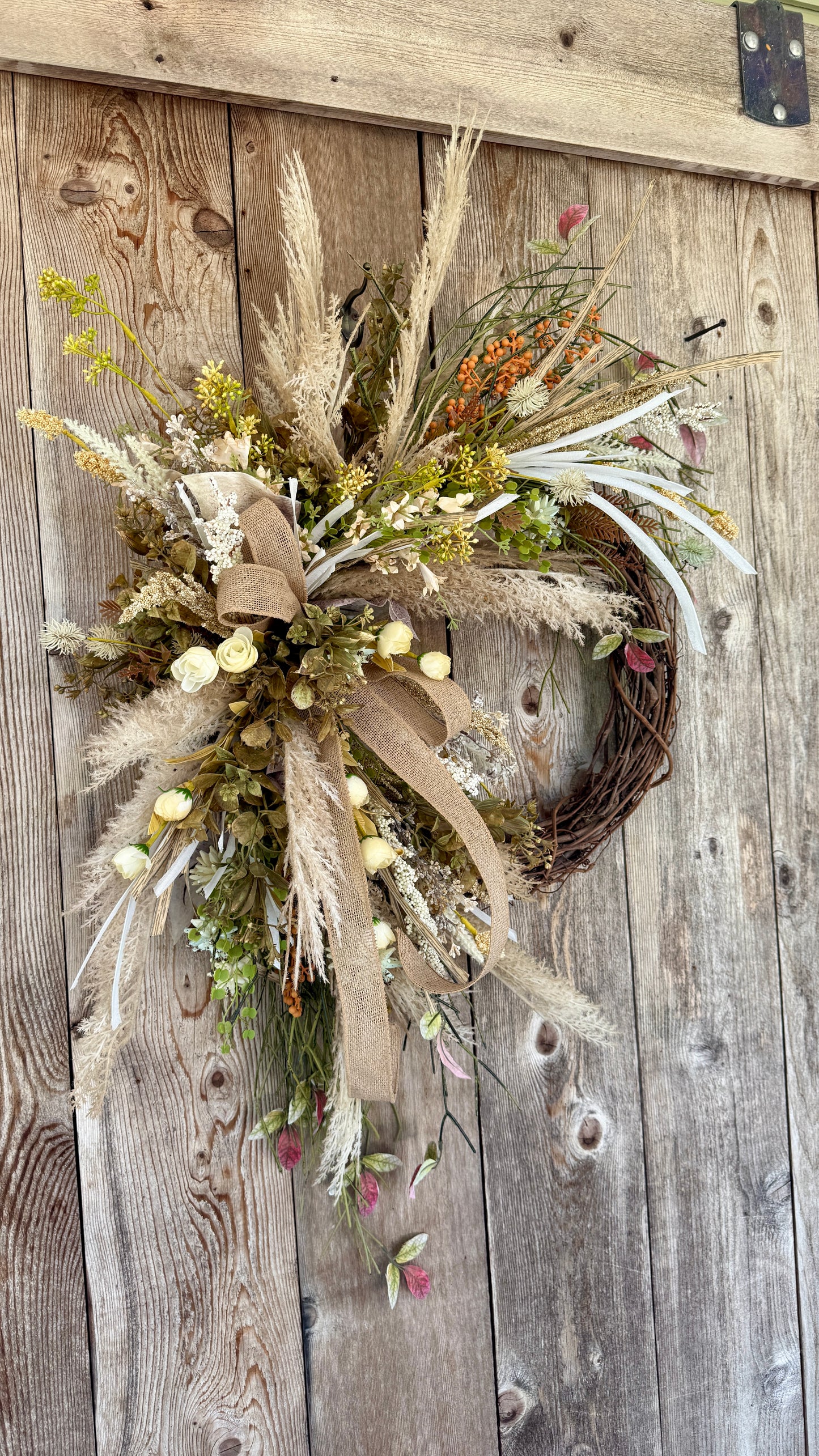 Neutral Pampas Grass Grapevine Wreath | Rustic Farmhouse Front Door Wreath | Everyday Floral Wreath | Boho Door Hanger | Year-Round Home Decor