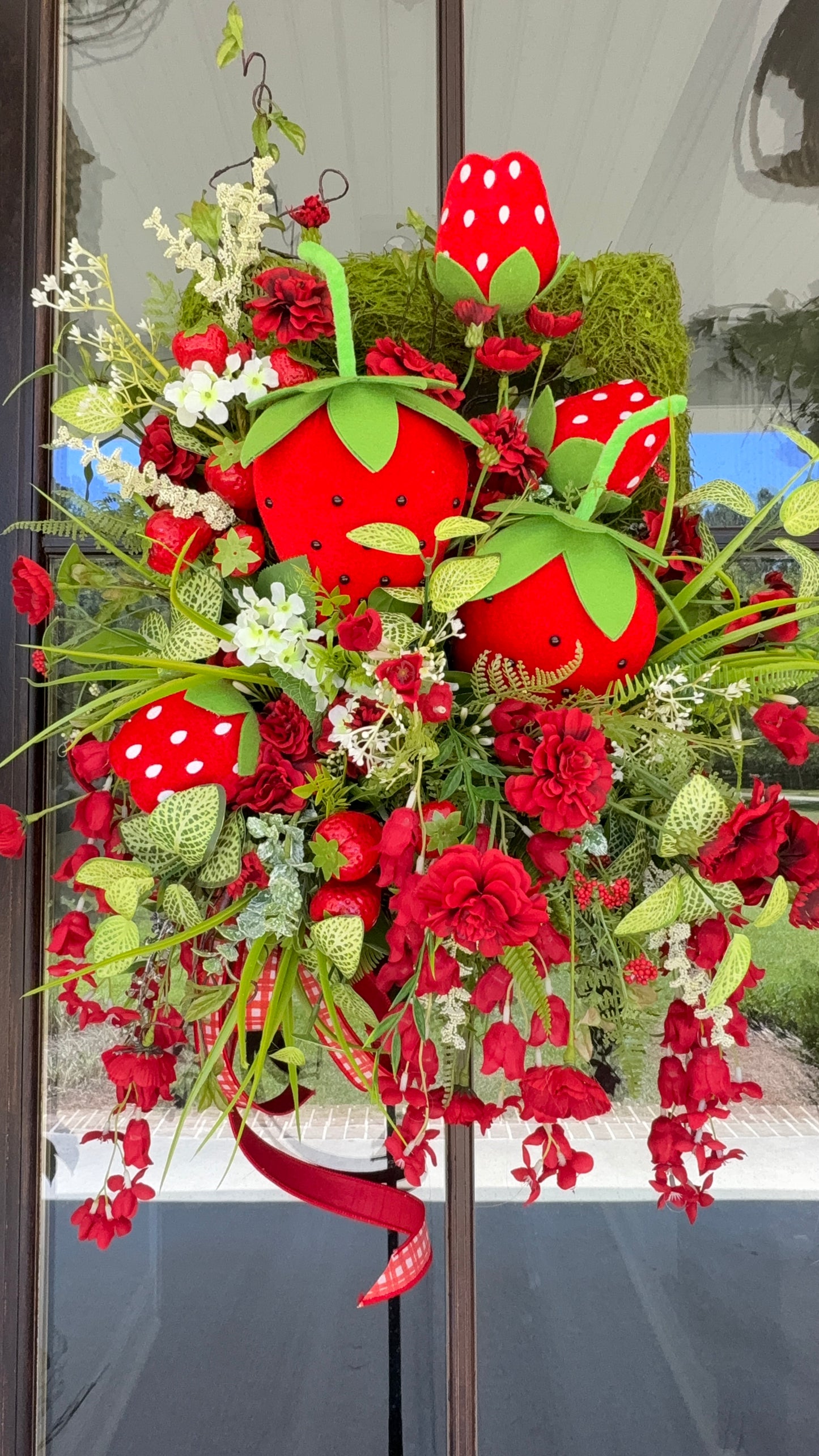Sweet Summer Strawberry Moss Door Hanger 🍓