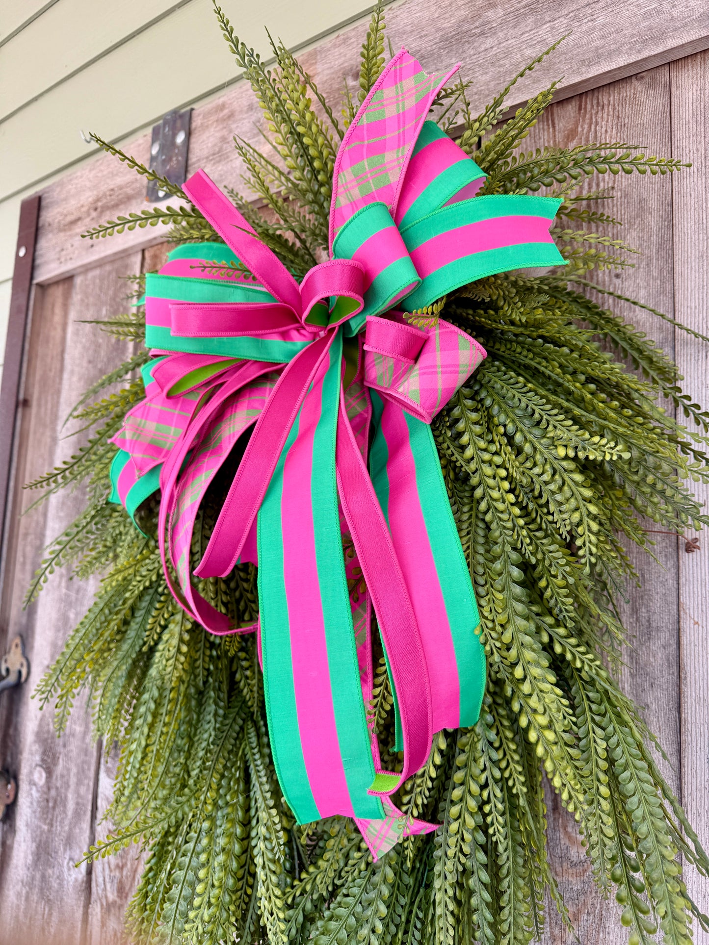 🌿 Oval Grapevine Wreath with Interchangeable Bow