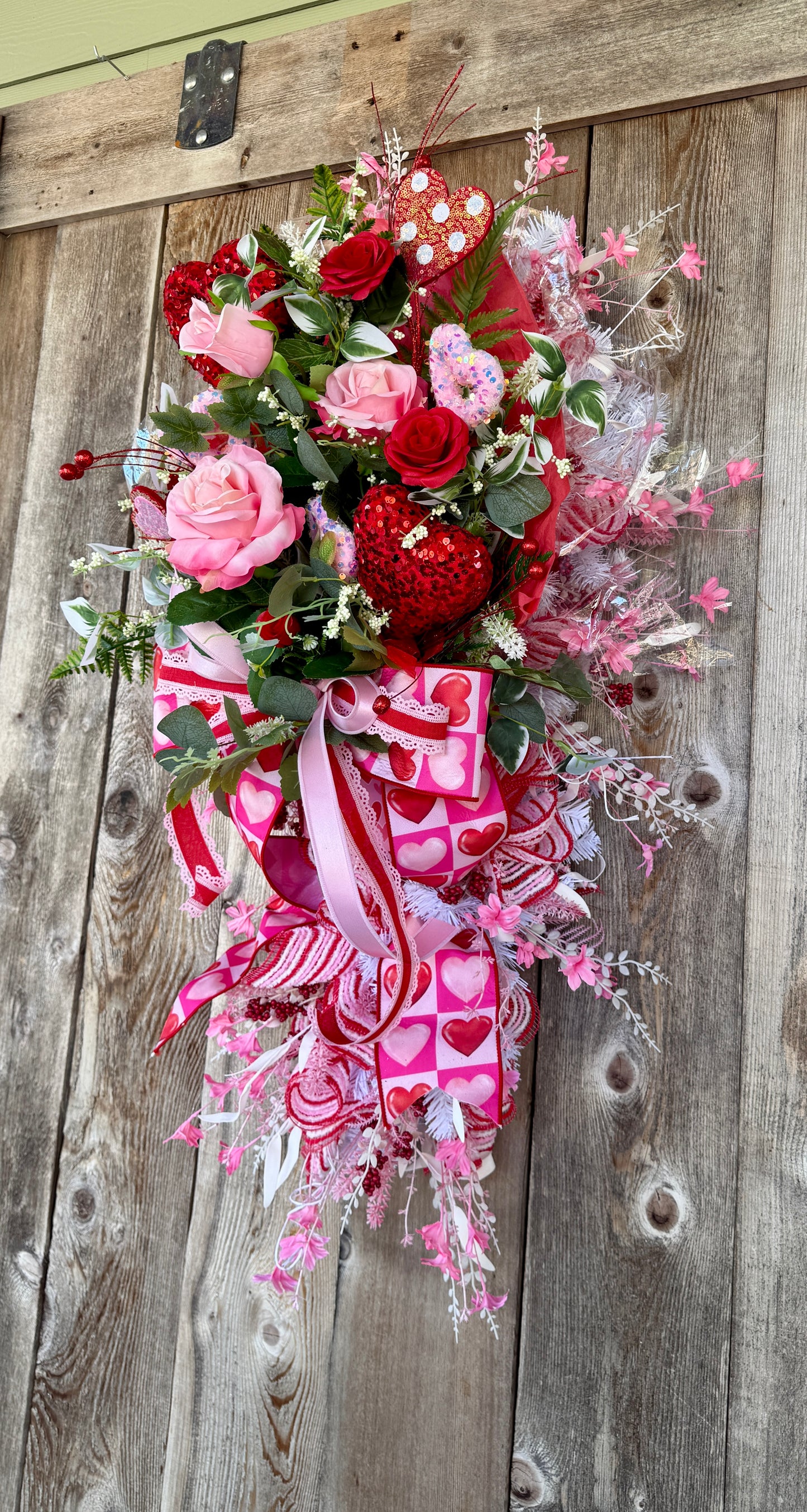 Valentines bouquet swag