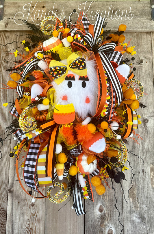 Candy Corn Cutie Halloween Wreath 🎃