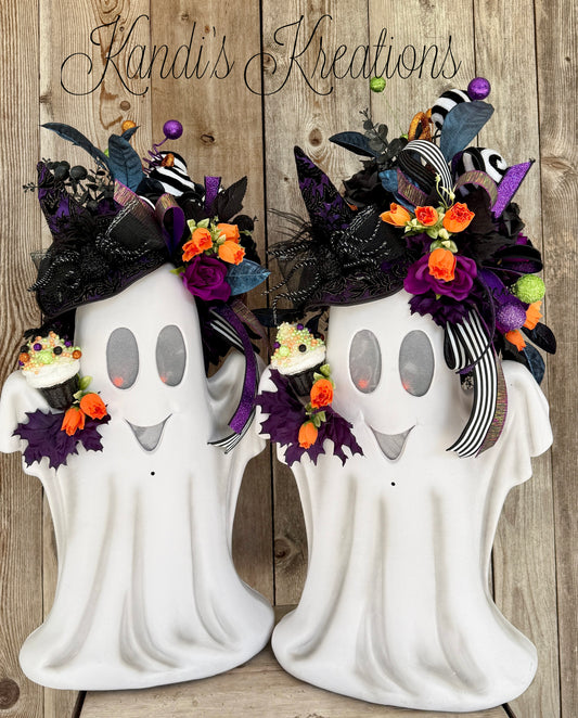 Witchy Ghost Halloween Arrangement – Animated & Motion Activated