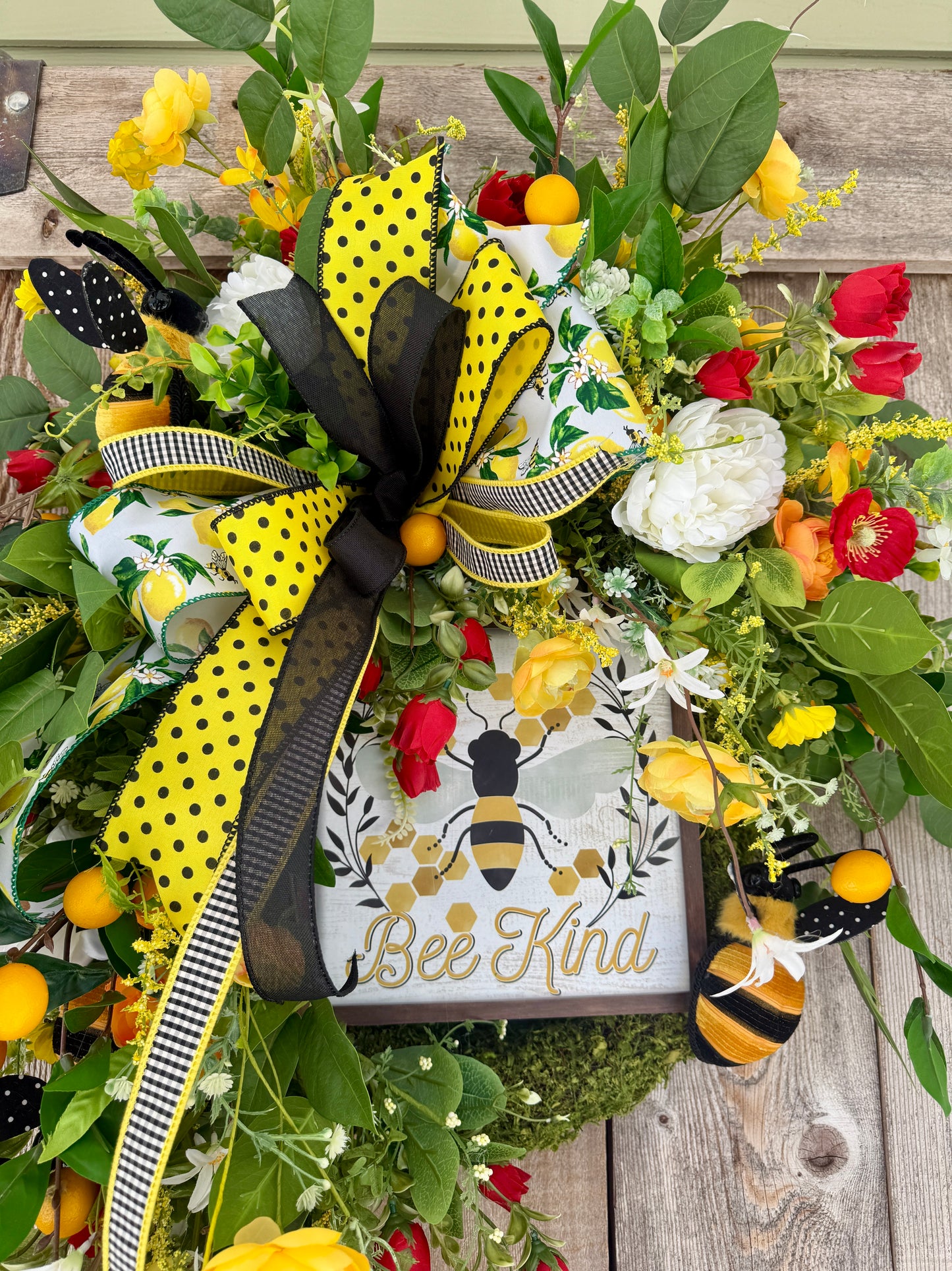 “Bee Kind” Moss Base Wreath 🐝🌿