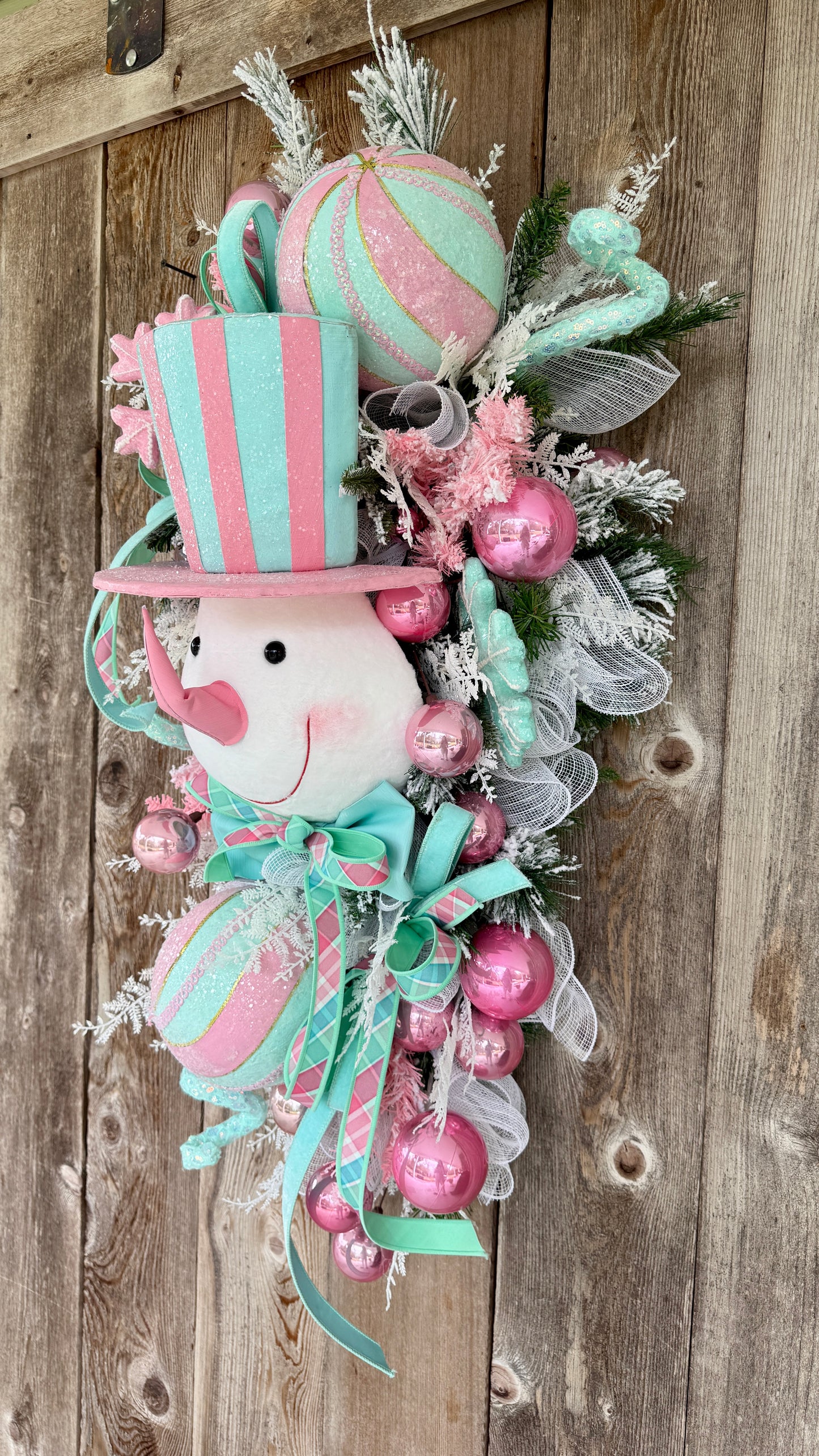 XL Peppermint Snowman Swag ❄️🍬