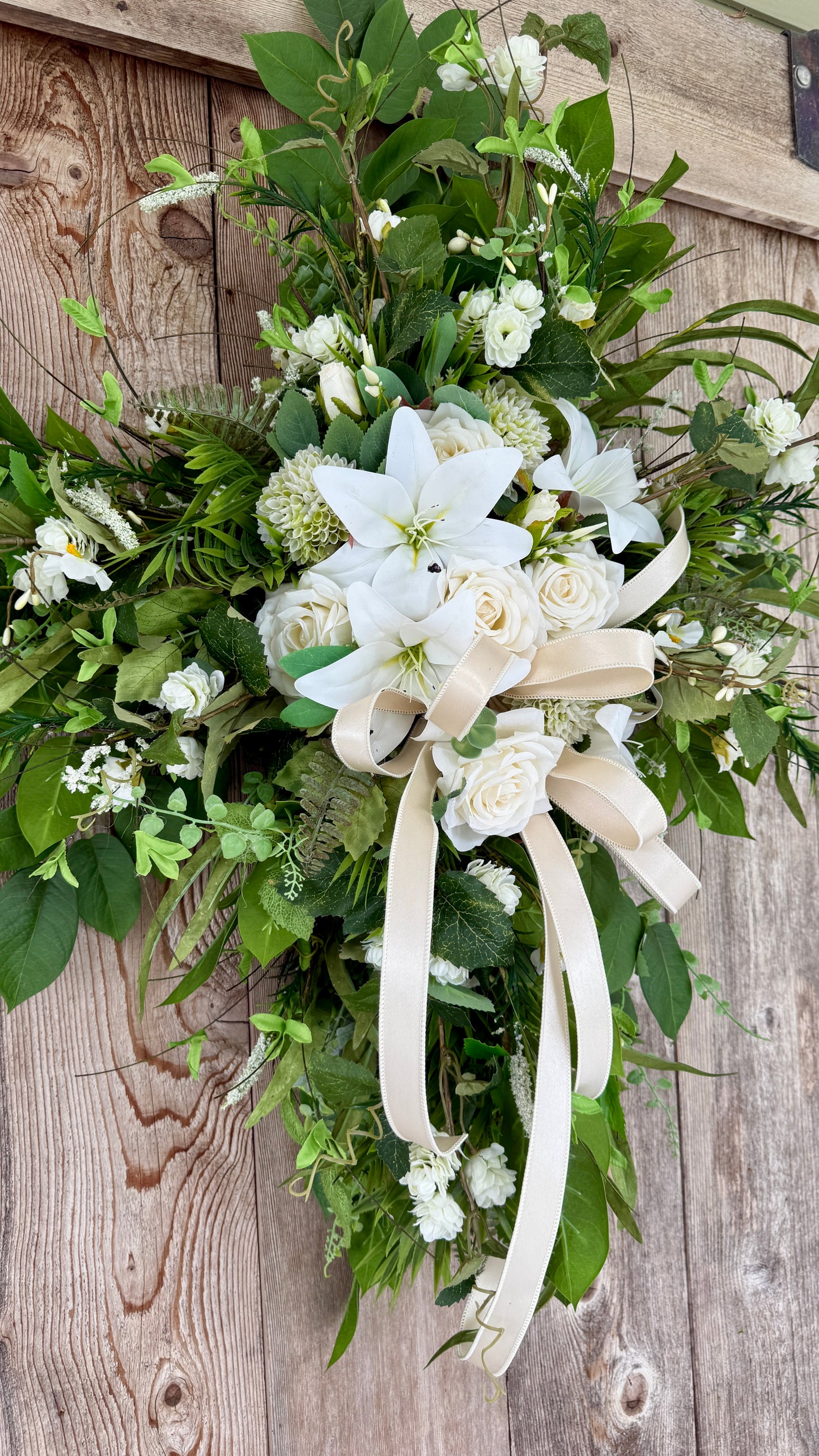 Elegant White Floral Cross – Sympathy • Wedding • Easter Decor