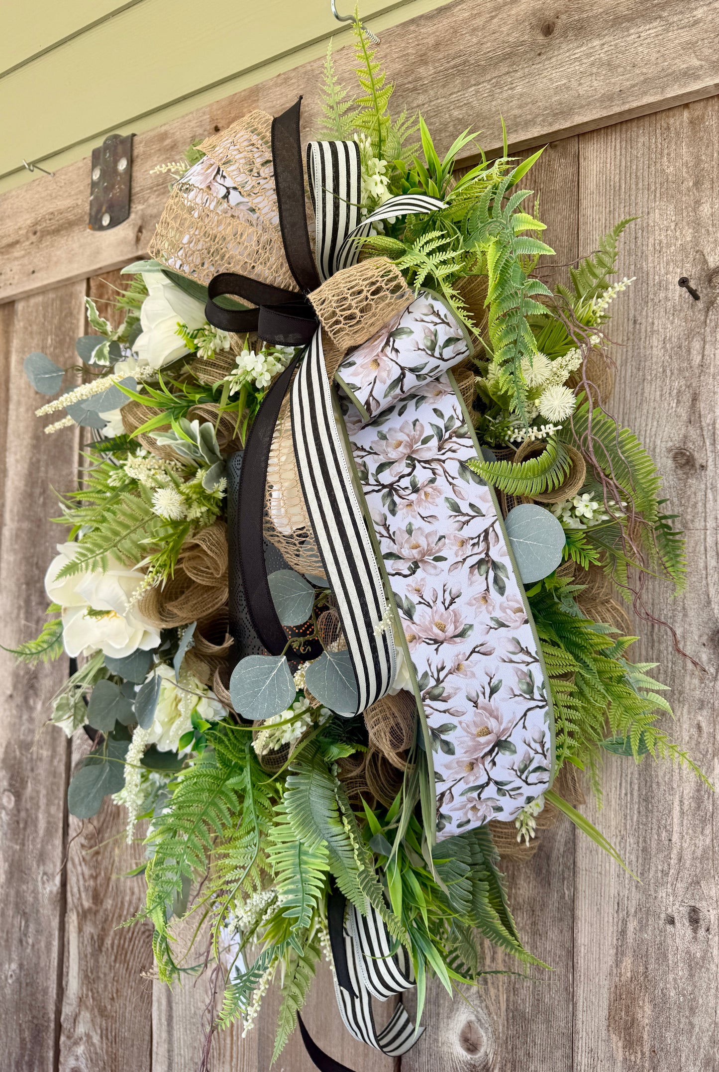 Elegant Garden Lantern Wreath