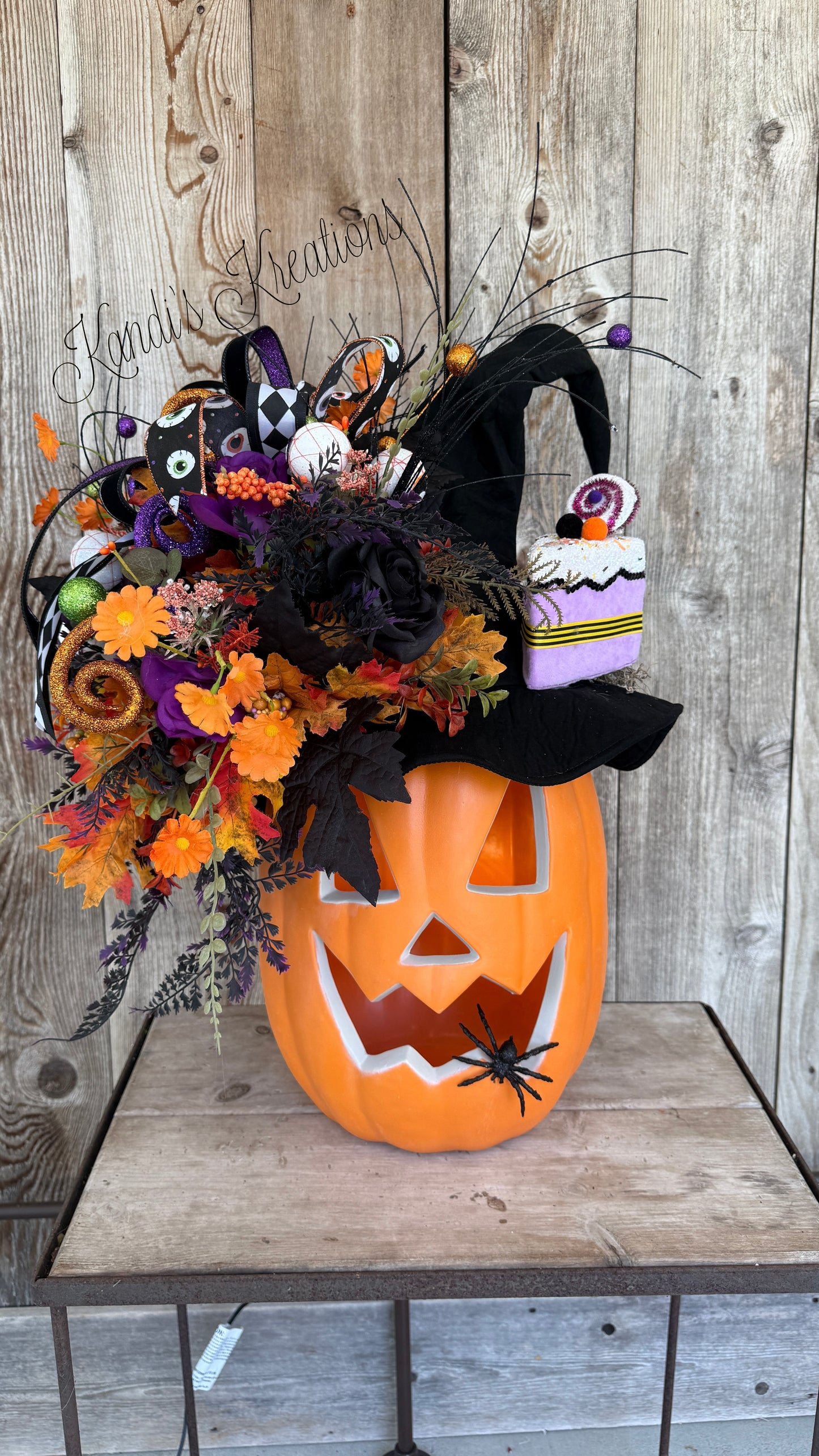 Light-Up Halloween Pumpkin Arrangement – Whimsical Witch Hat Jack-o’-Lantern Centerpiece